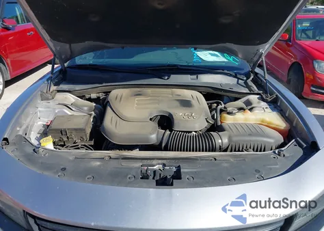 2016 Dodge Charger Sxt z USA, uszkodzony, nr VIN 2C3CDXHG3GH333427